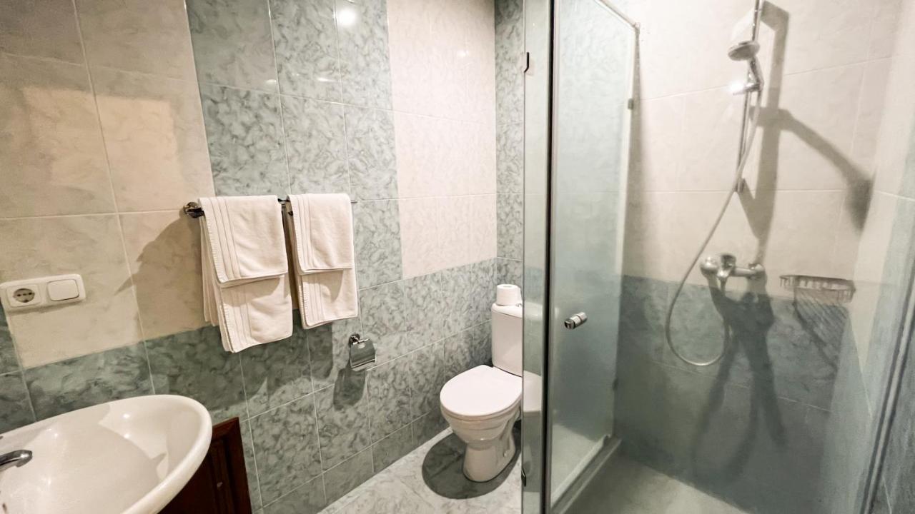 Olympavan Hotel エレバン エクステリア 写真