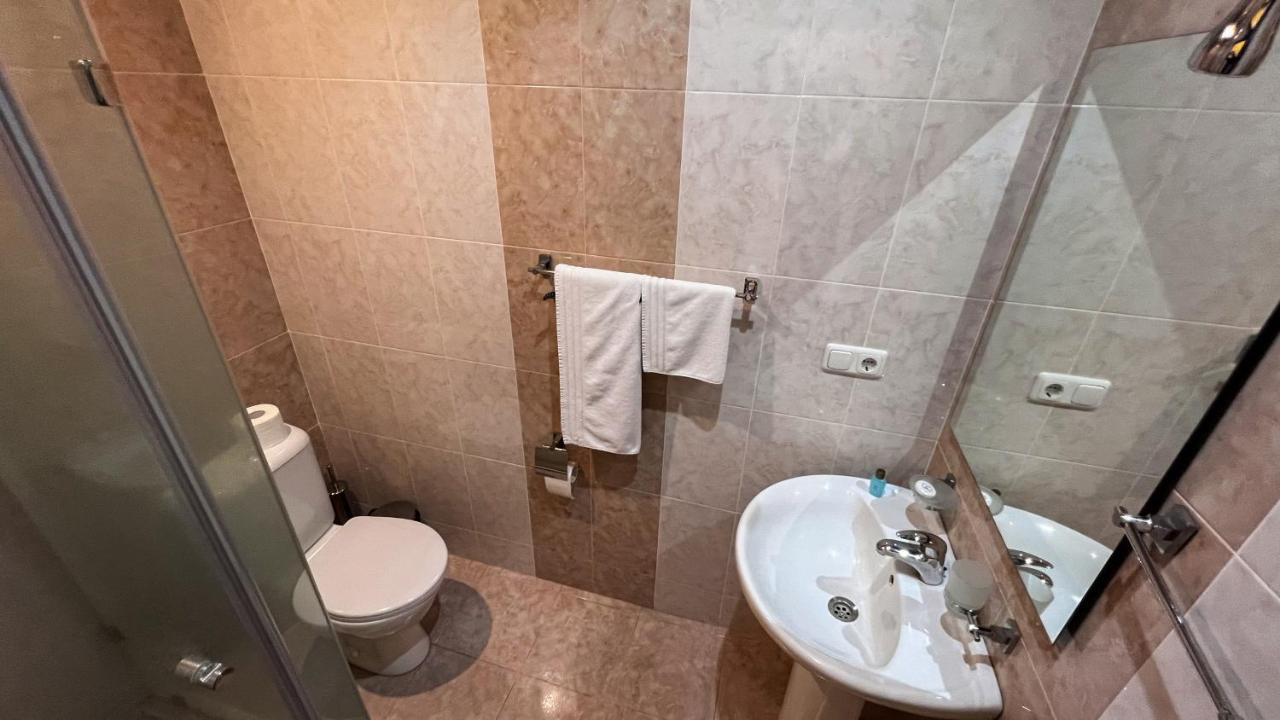 Olympavan Hotel エレバン エクステリア 写真